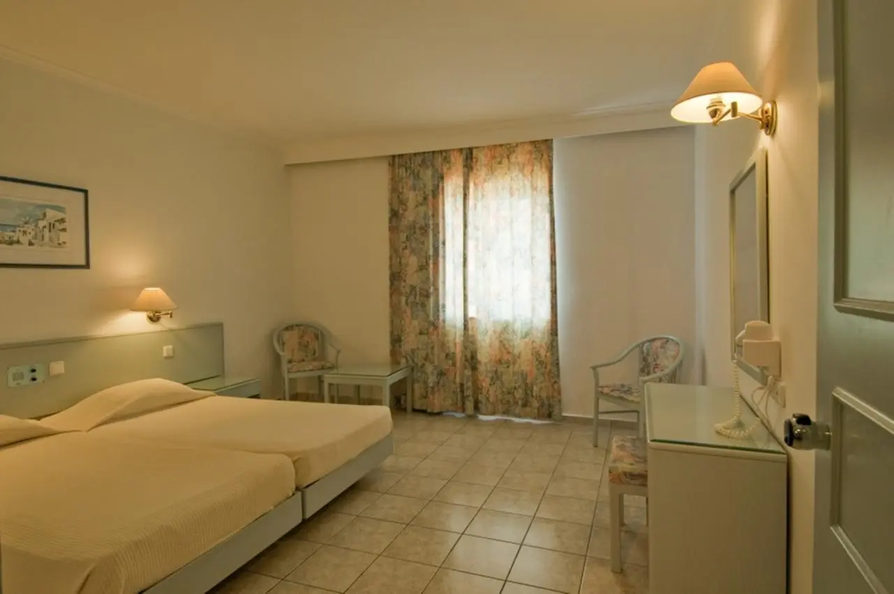 Alexandra Beach Hotel and Apartments — ALEXANDRA BEACH HOTEL AND APARTMENTS