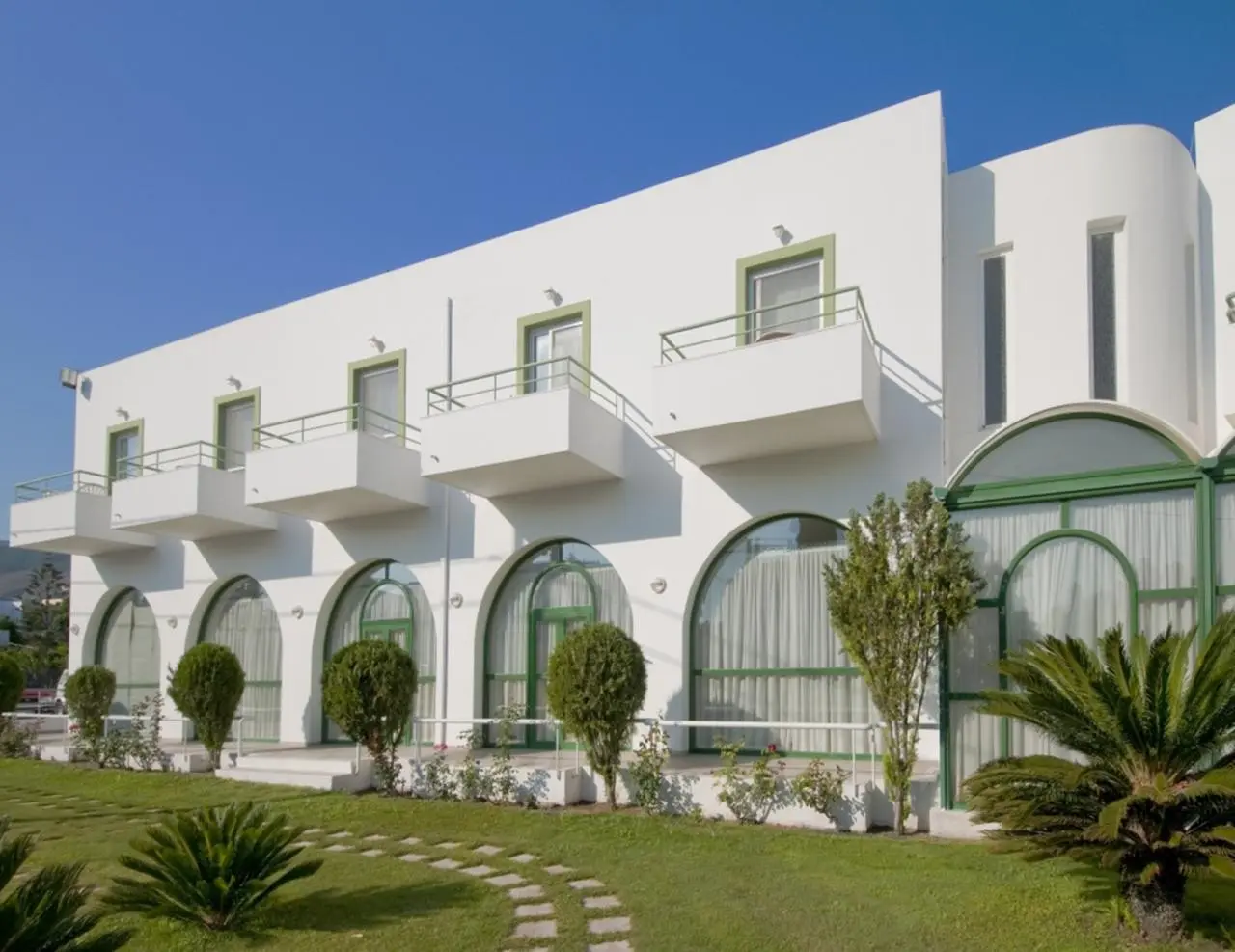 Alexandra Beach Hotel and Apartments — ALEXANDRA BEACH HOTEL AND APARTMENTS