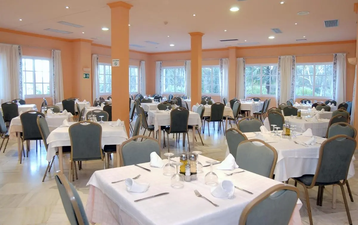 AluaSun Costa Park — ALUASUN COSTA PARK