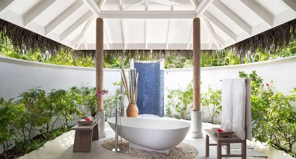 Anantara Dhigu — ANANTARA DHIGU