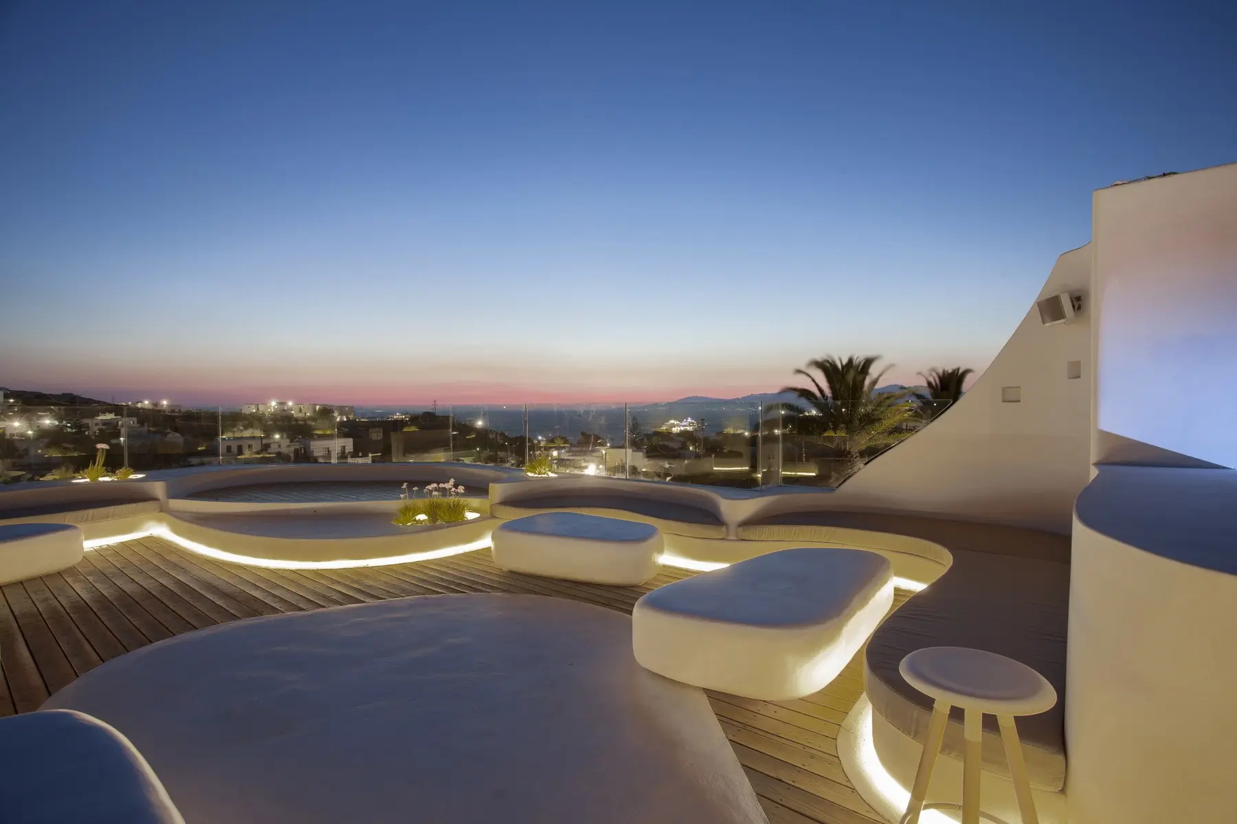 Basen w hotelu Andronikos Hotel