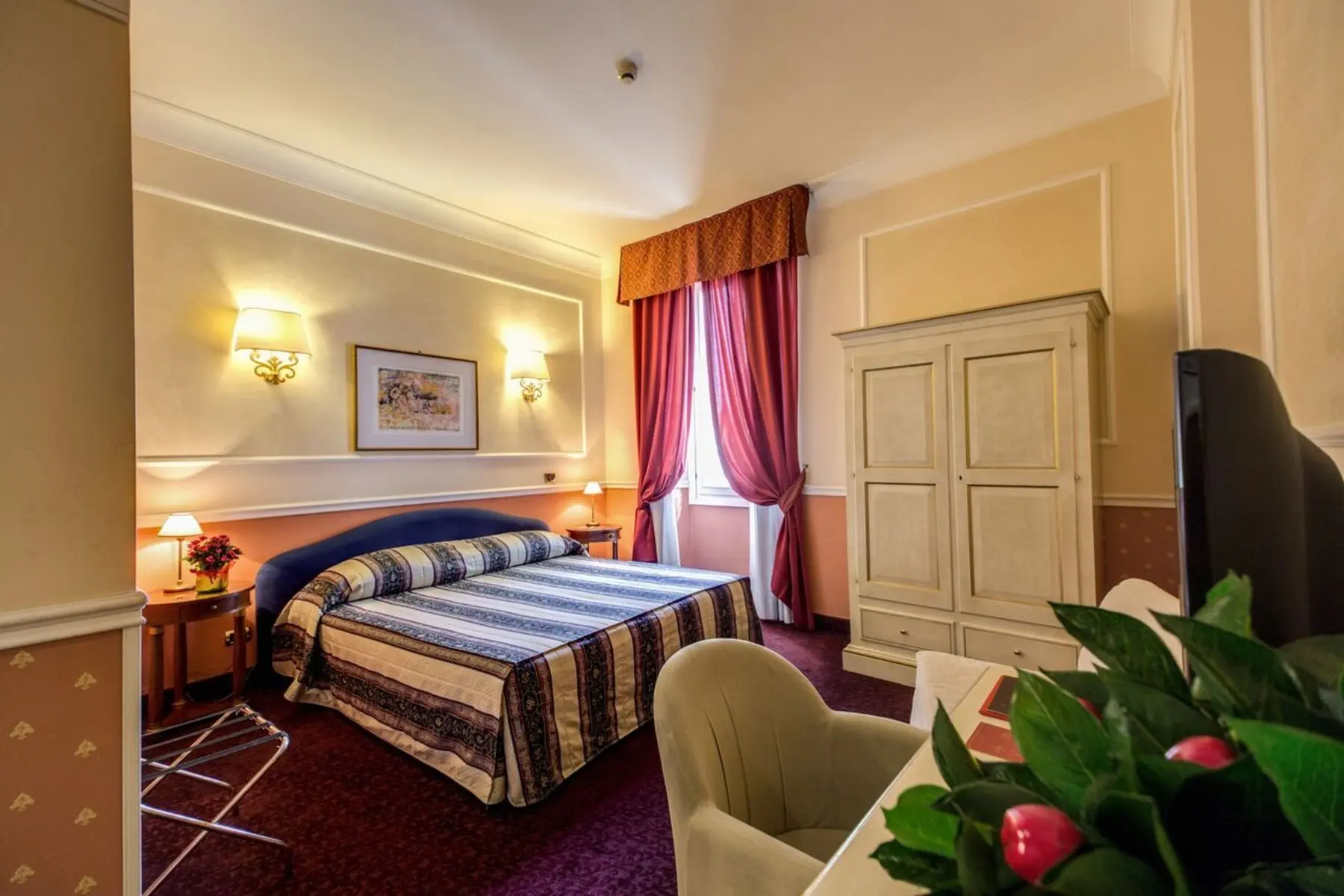 Antico Palazzo Rospigliosi — ANTICO PALAZZO ROSPIGLIOSI