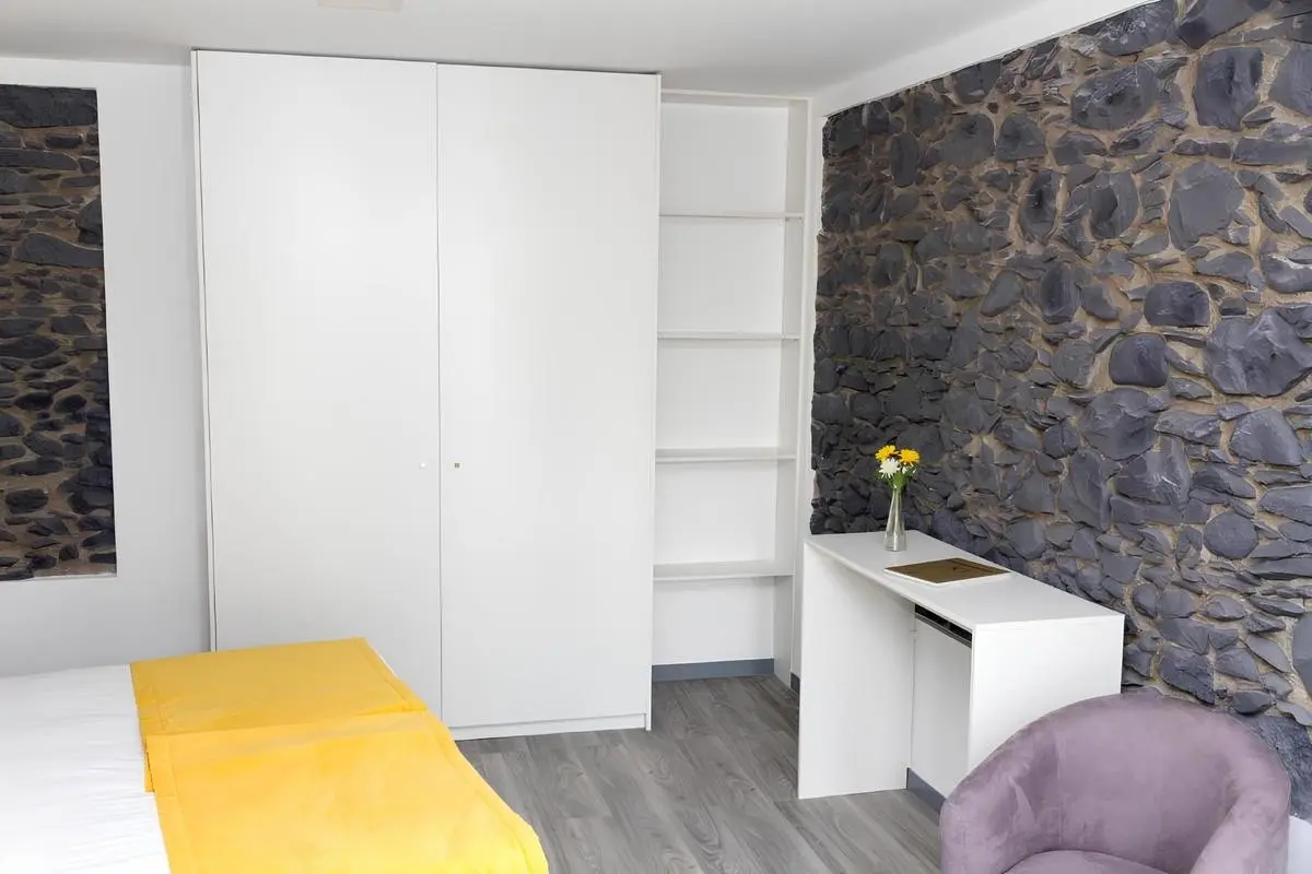 Apartamentos Funchal — APARTAMENTOS FUNCHAL