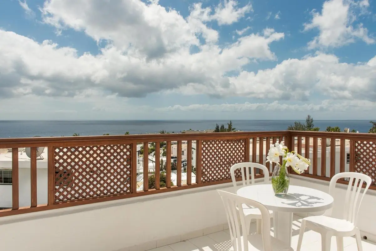 Widok z hotelu Apartamentos Vista Mar
