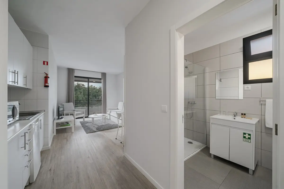 Apartamentos Vitoria — APARTAMENTOS VITORIA