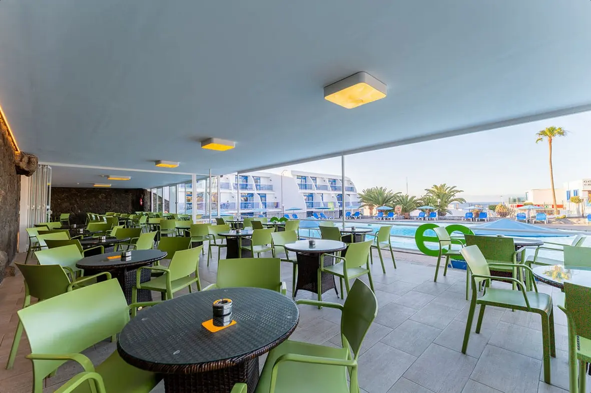 Aparthotel Los Hibiscos — LOS HIBISCOS