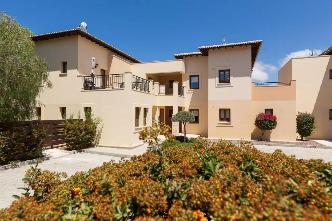 Aphrodite Hills Hotel — APHRODITE HILLS RENTALS (EX APHRODITE HILLS HOLIDAY RESIDENCES)