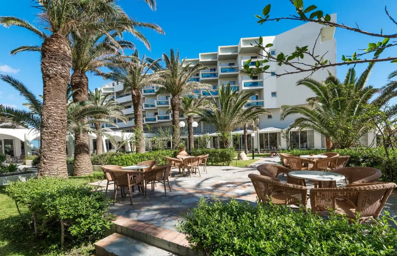 Apollo Beach — APOLLO BEACH