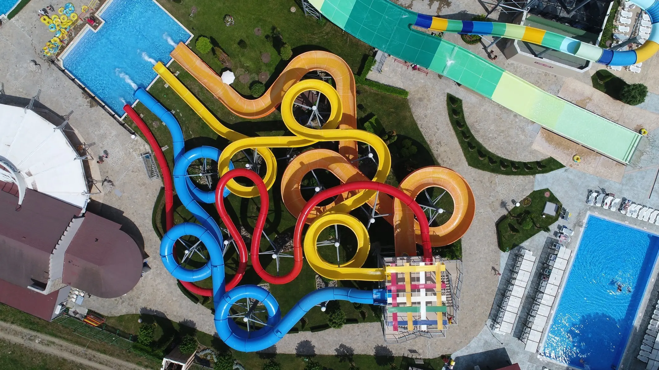 Aqua Nevis Club Hotel — AQUA NEVIS