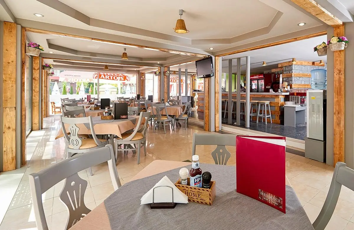 Restauracja i jedzenie w hotelu Asteria Family Sunny Beach