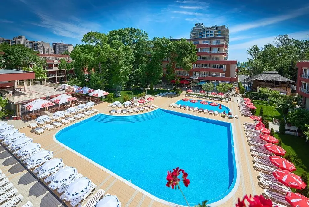 Basen w hotelu Asteria Family Sunny Beach