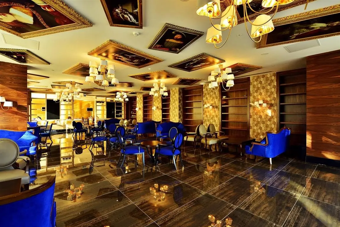 Azura Deluxe — AZURA DELUXE