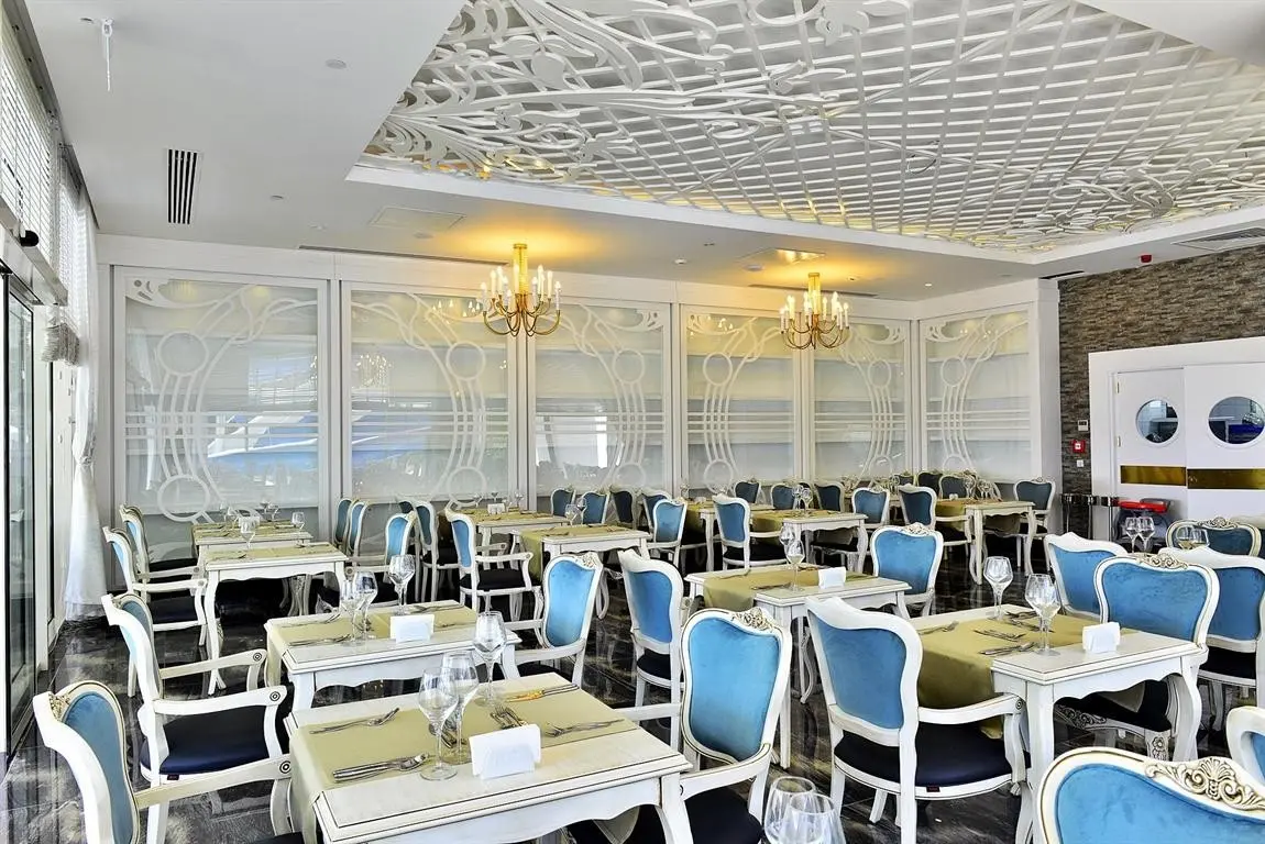 Azura Deluxe — AZURA DELUXE