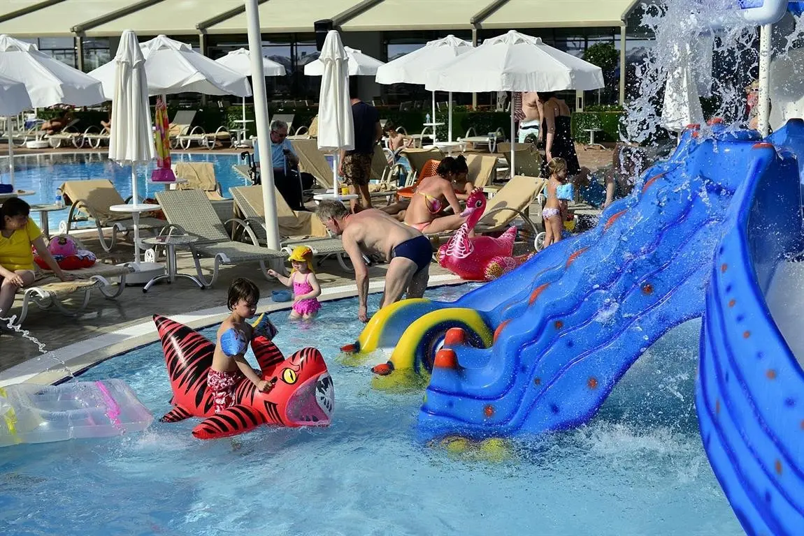 Azura Deluxe — AZURA DELUXE