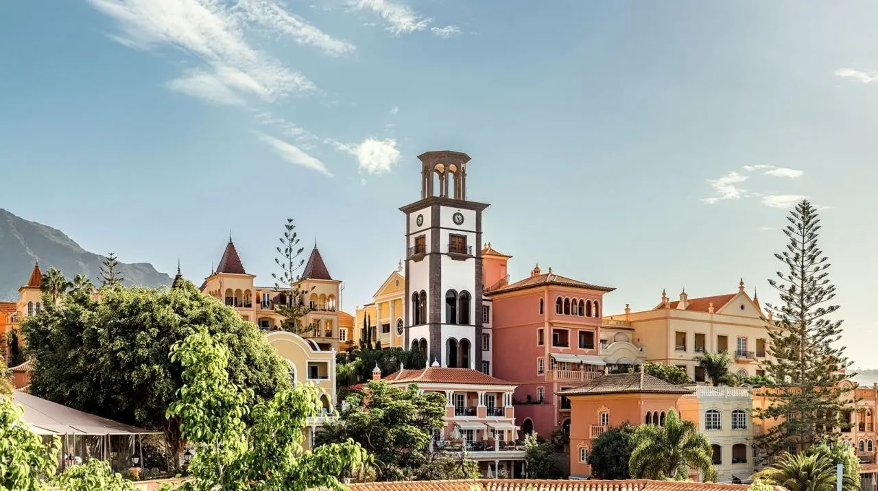 Bahia del Duque Villas — BAHIA DEL DUQUE VILLAS