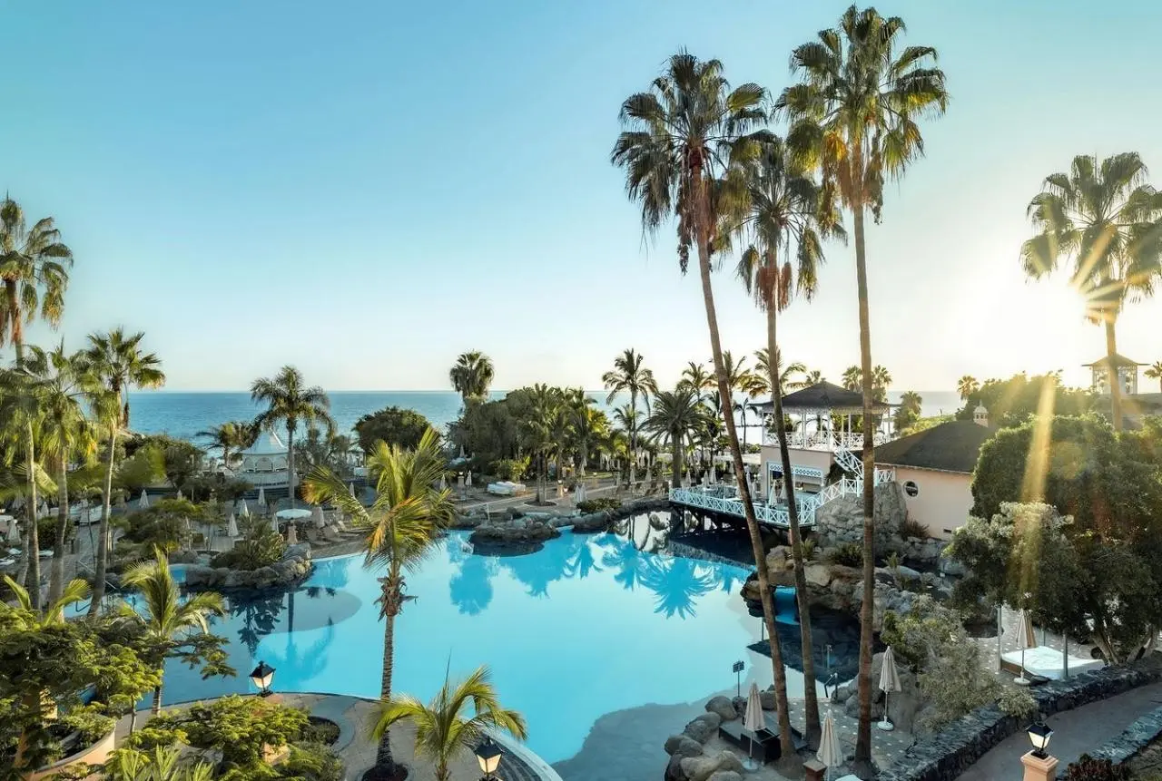 Bahia del Duque Villas — BAHIA DEL DUQUE VILLAS