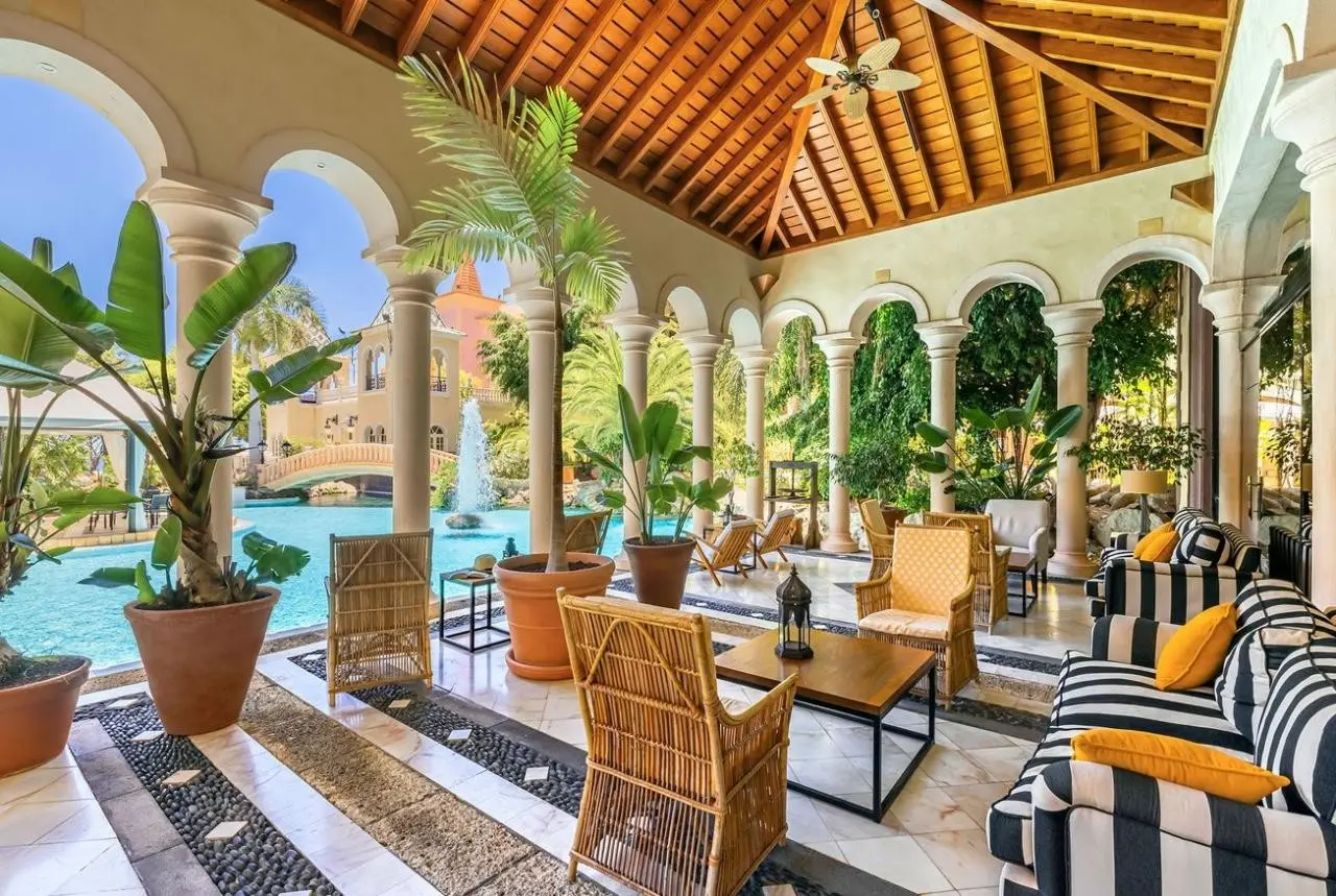 Bahia del Duque Villas — BAHIA DEL DUQUE VILLAS