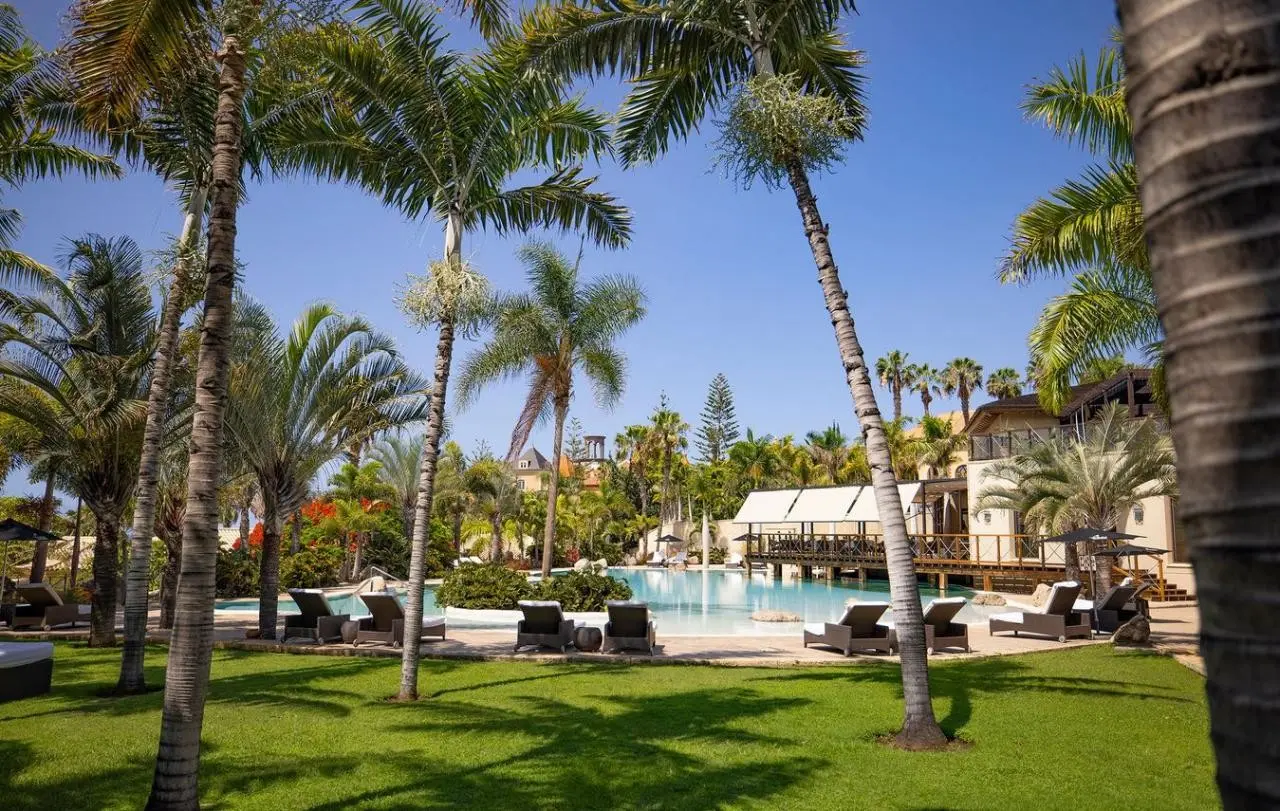 Bahia del Duque Villas — BAHIA DEL DUQUE VILLAS