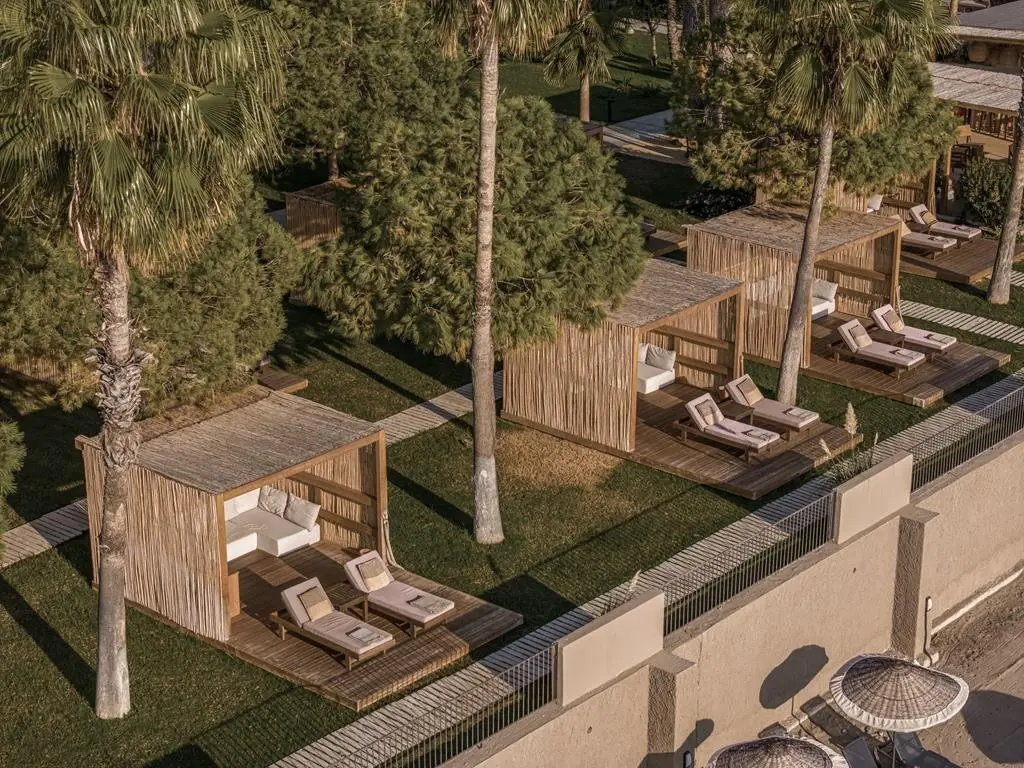 Balmy Beach Resort — BALMY BEACH RESORT