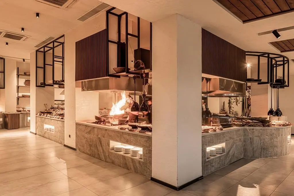 Balmy Beach Resort — BALMY BEACH RESORT