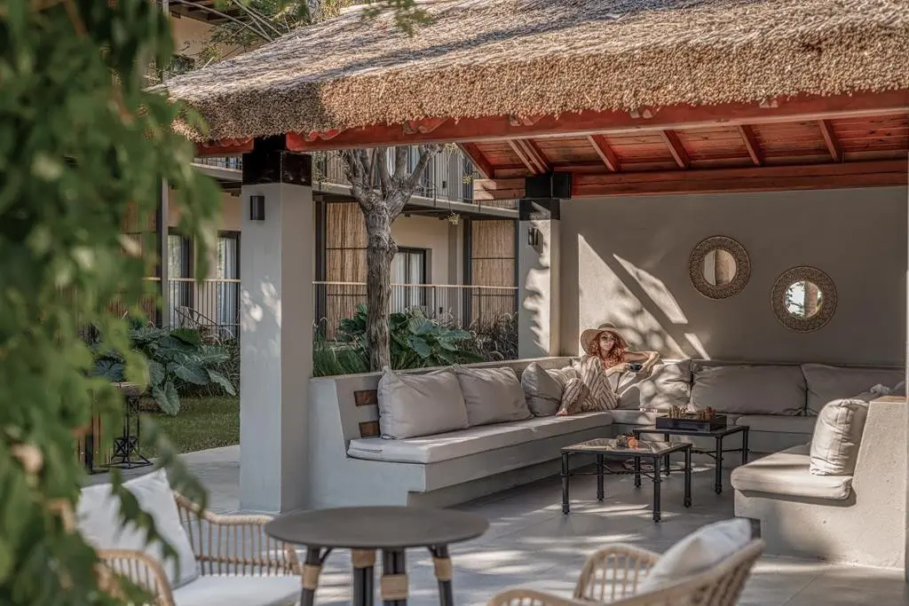 Balmy Beach Resort — BALMY BEACH RESORT