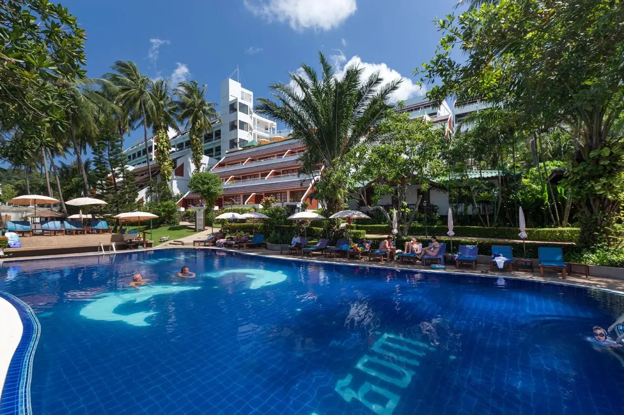 Basen w hotelu Best Western Phuket Ocean Resort