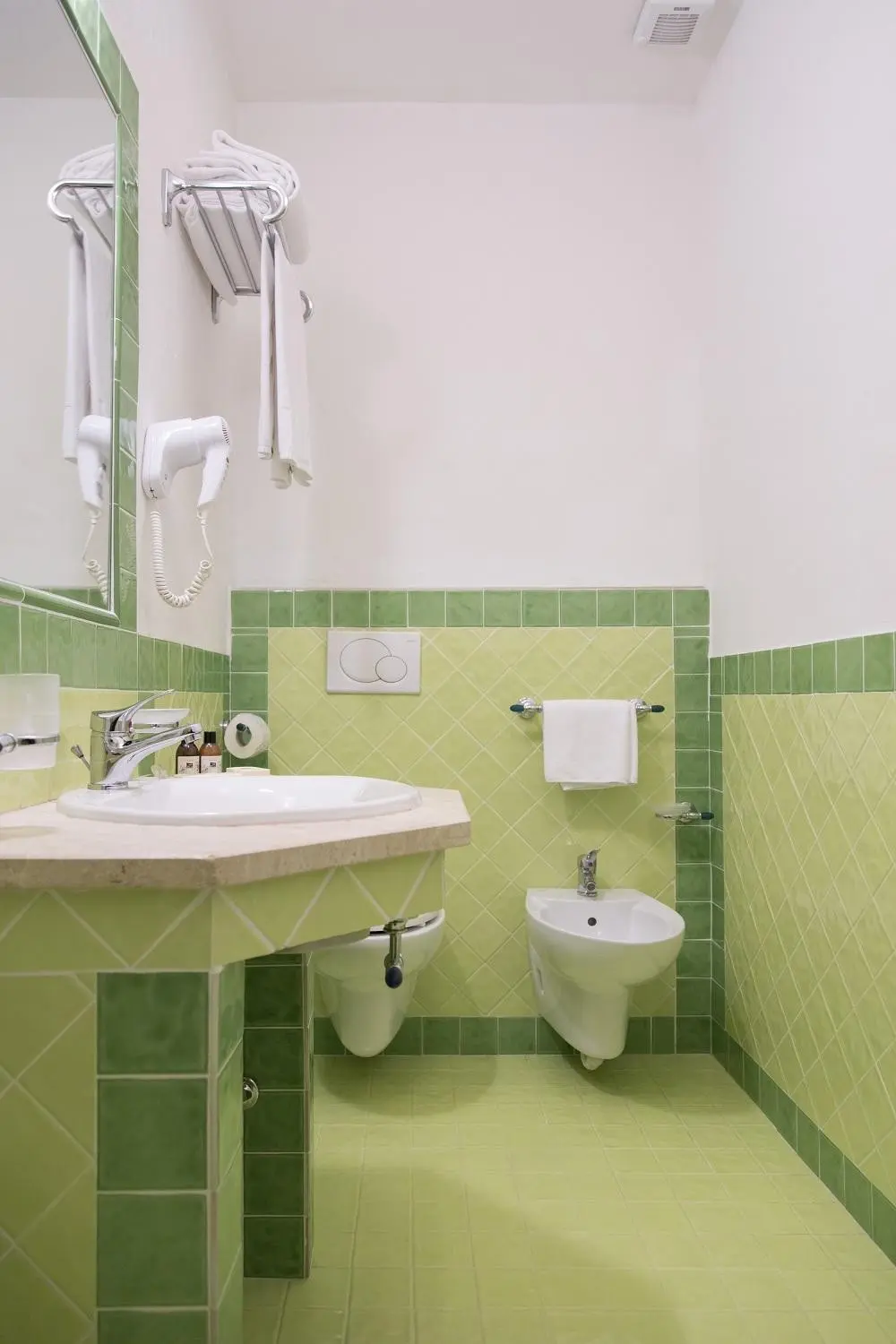 Blu Hotel Laconia Village — BLU HOTEL LACONIA VILLAGE