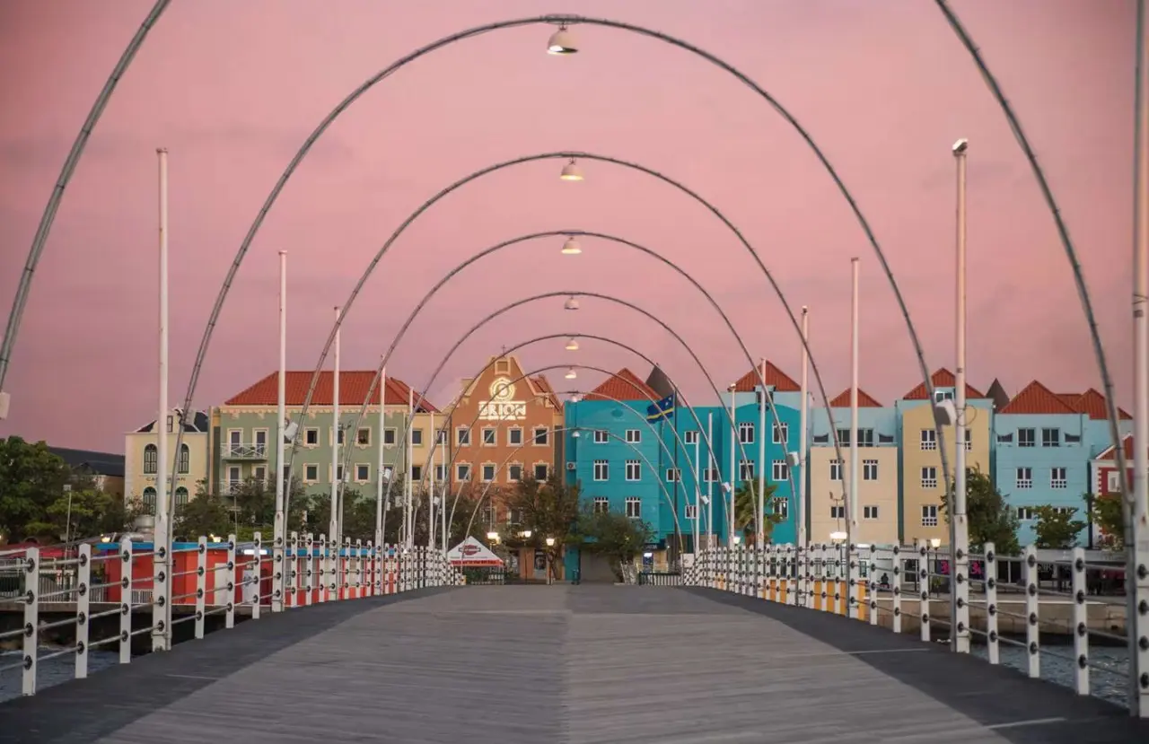 Brion City Hotel BW Signature Collection — BRION CITY HOTEL BW SIGNATURE COLLECTION