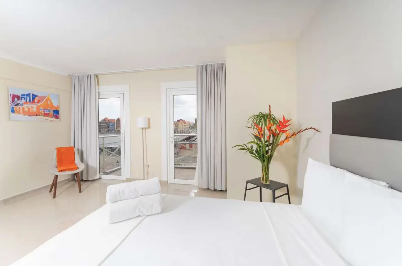 Brion City Hotel BW Signature Collection — BRION CITY HOTEL BW SIGNATURE COLLECTION