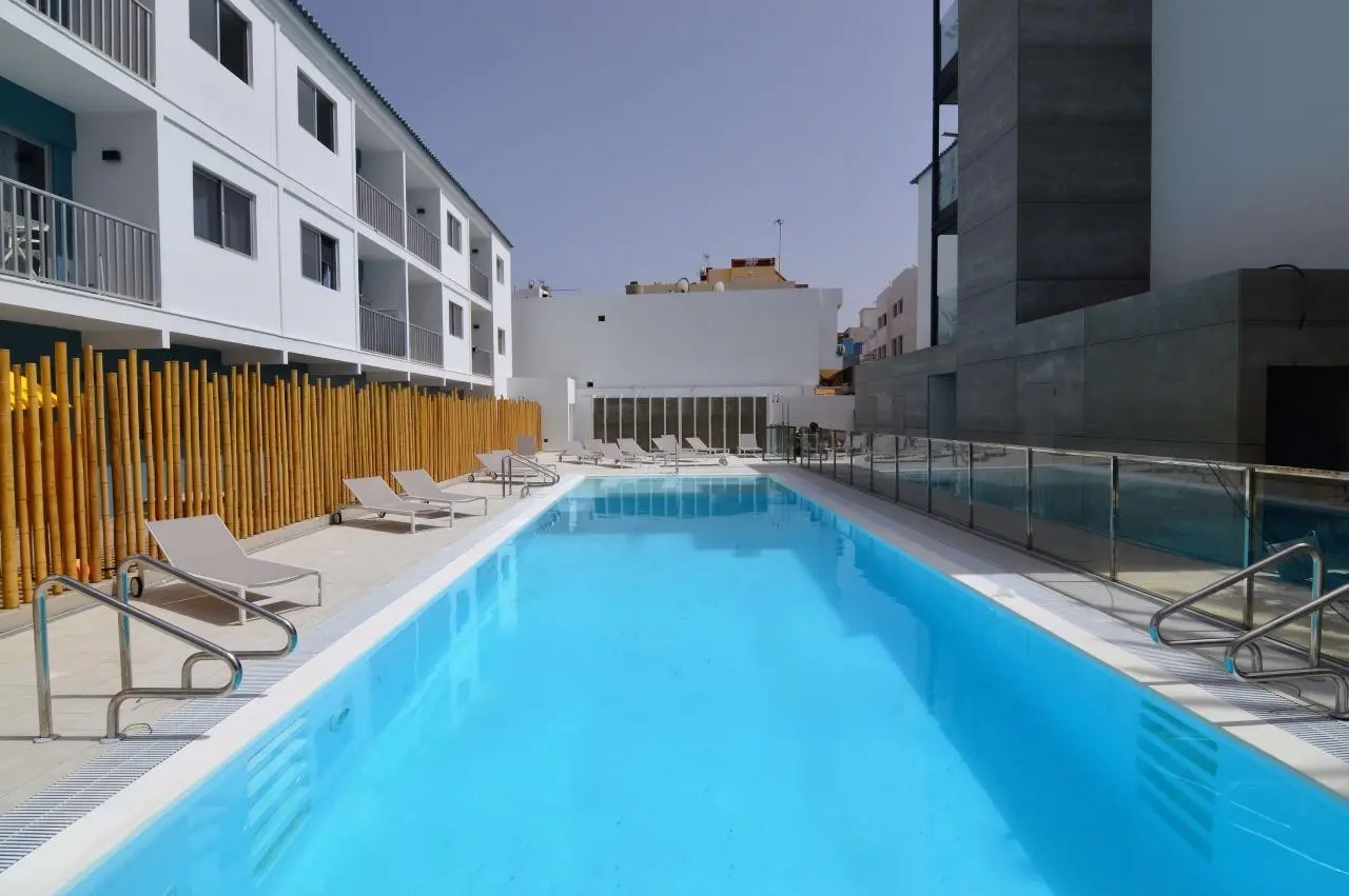 Basen w hotelu Bristol Sunset Beach