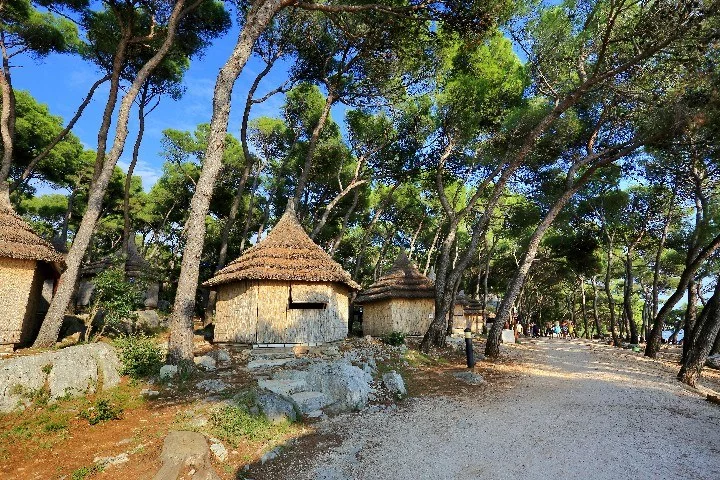 Hotel Bungalows Pine Beach Pakostane