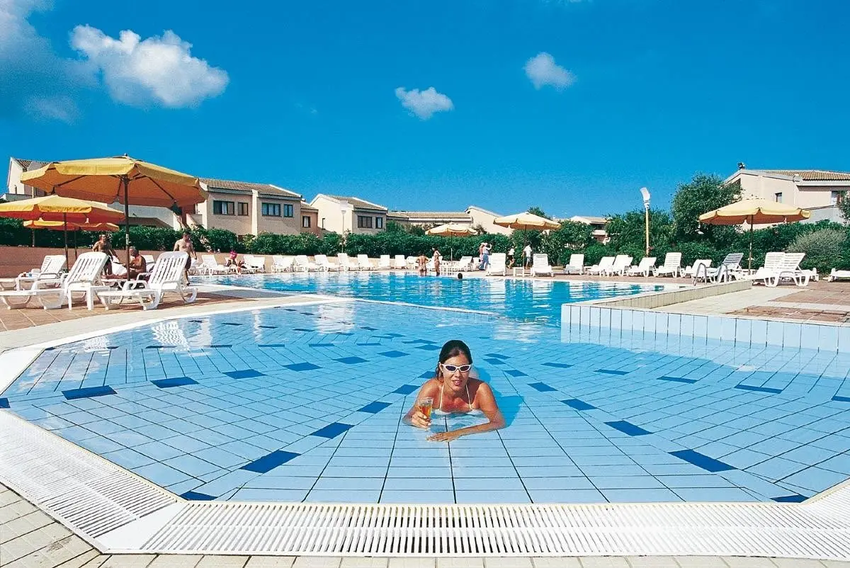 Cala Rosa Club Hotel — CALA ROSA CLUB