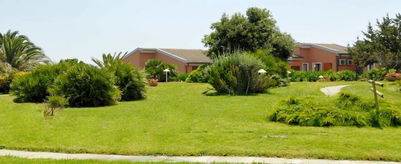 Cala Rosa Club Hotel — CALA ROSA CLUB