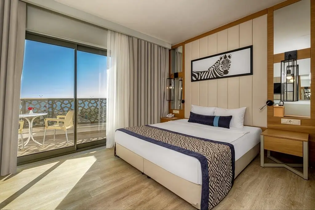 Calido Maris Beach Resort — CALIDO MARIS BEACH RESORT