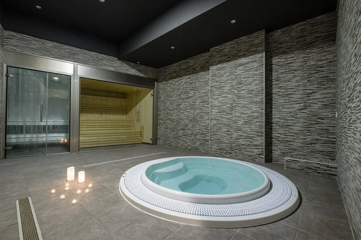 California Garden — CALIFORNIA GARDEN