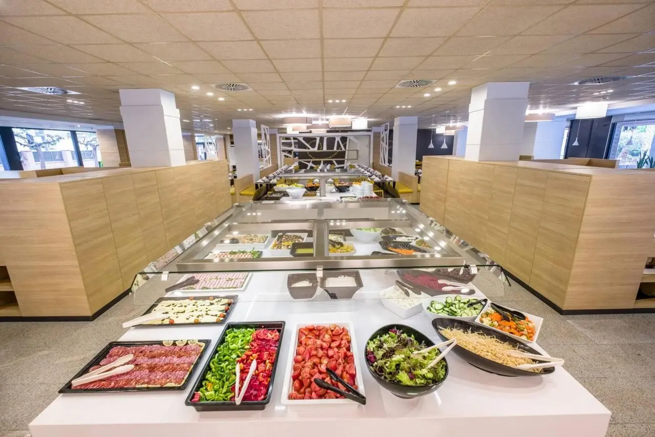 California Garden — CALIFORNIA GARDEN