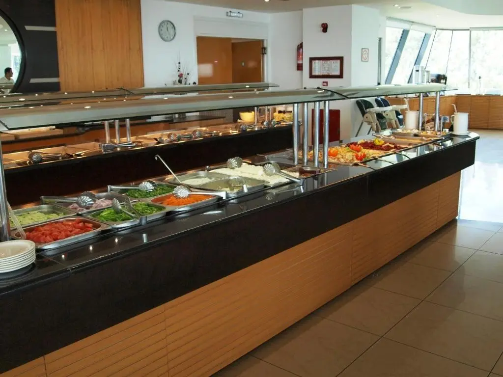 Restauracja i jedzenie w hotelu Calypso Palace
