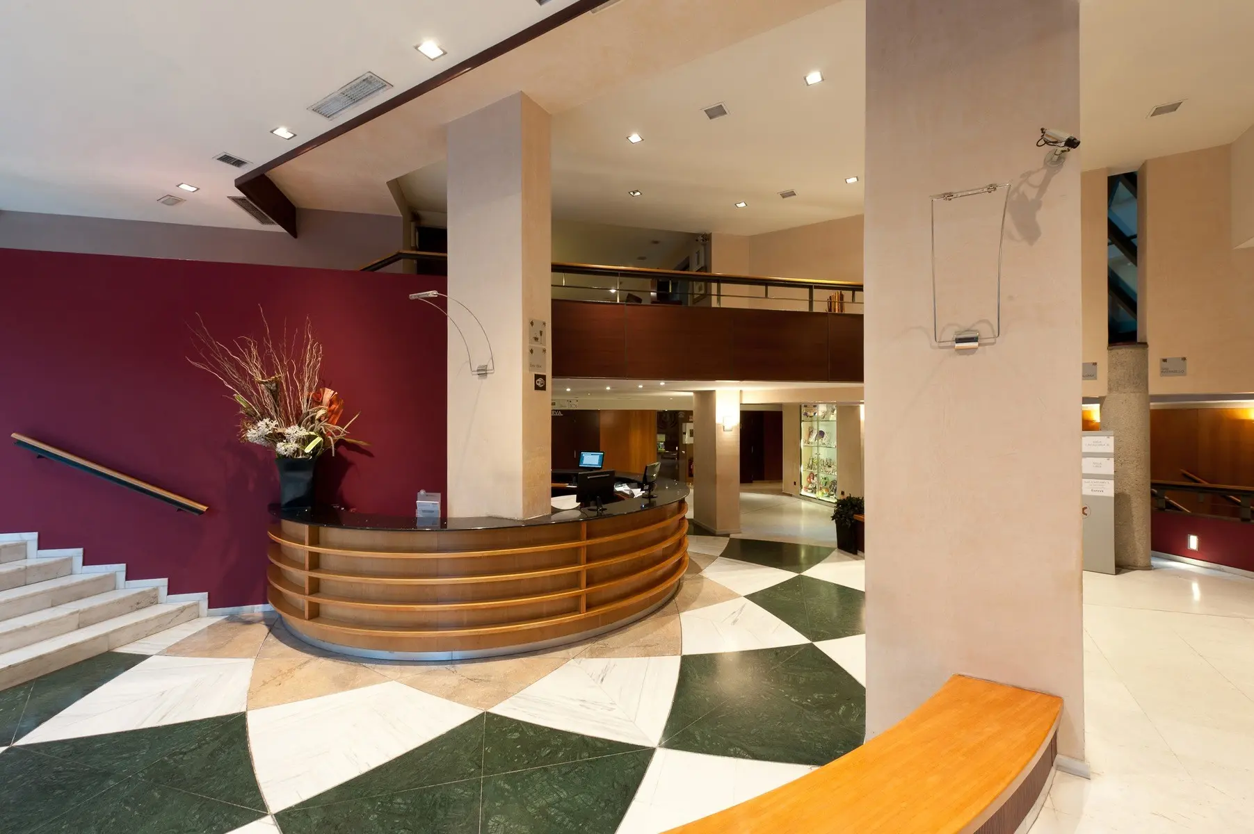 Lobby hotelu Catalonia Eixample 1864