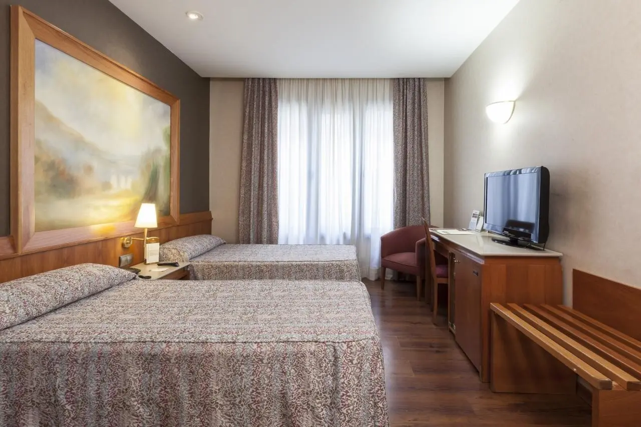 Catalonia Excelsior — CATALONIA EXCELSIOR