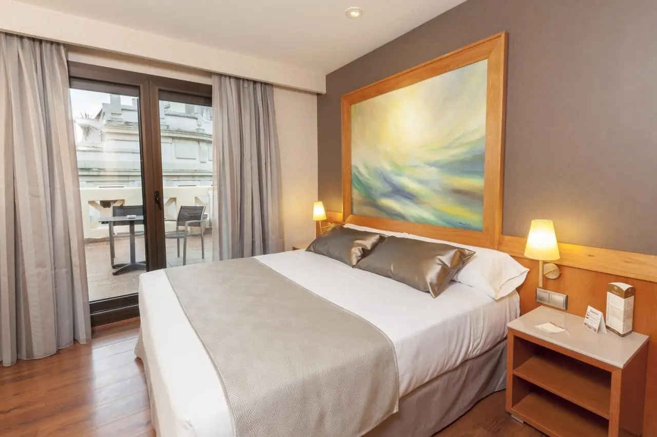 Catalonia Excelsior — CATALONIA EXCELSIOR