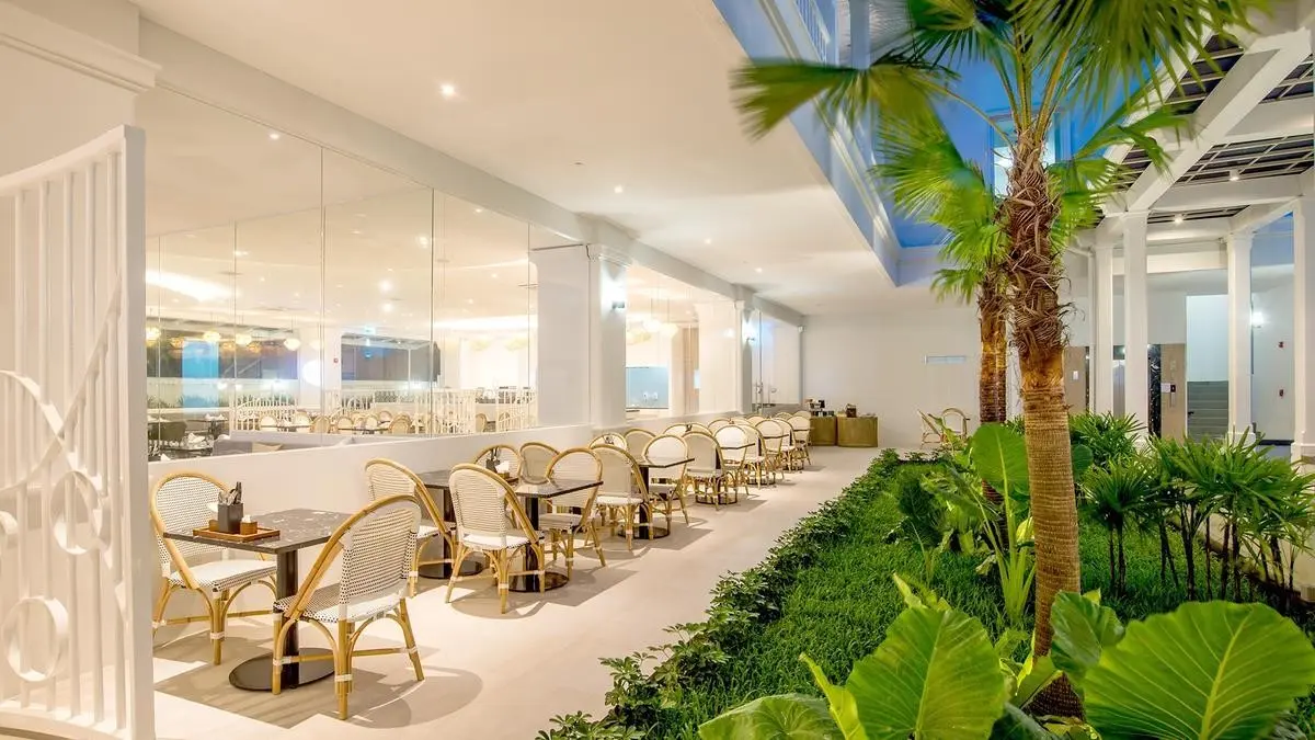 Centara Ao Nang Beach Resort & SPA Krabi — CENTARA AO NANG BEACH RESORT & SPA KRABI