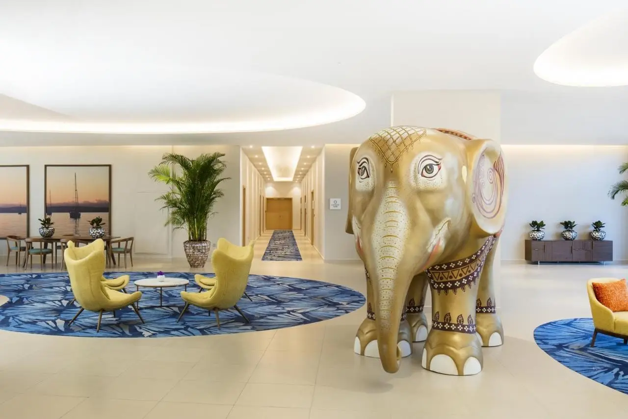 Centara Mirage Beach Resort — CENTARA MIRAGE BEACH RESORT