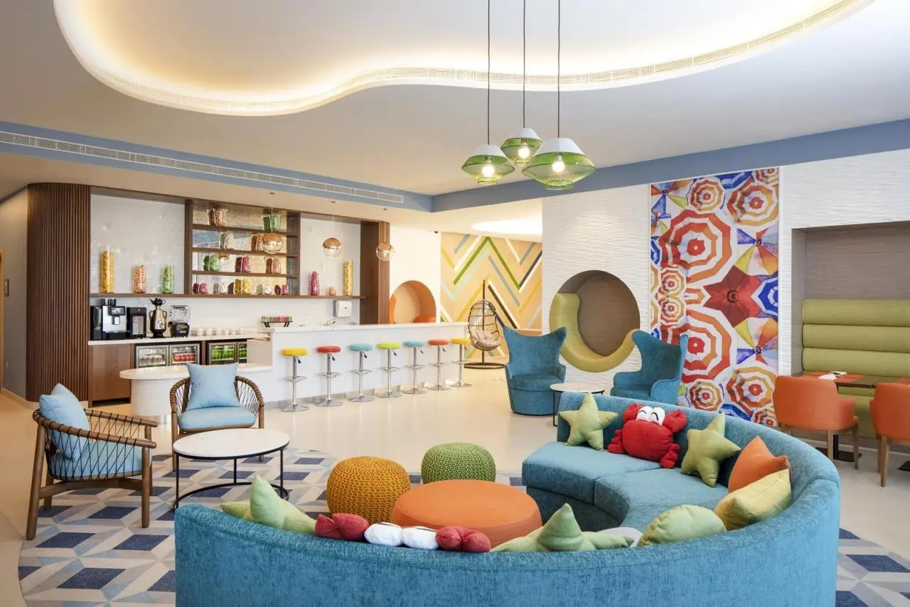 Centara Mirage Beach Resort — CENTARA MIRAGE BEACH RESORT