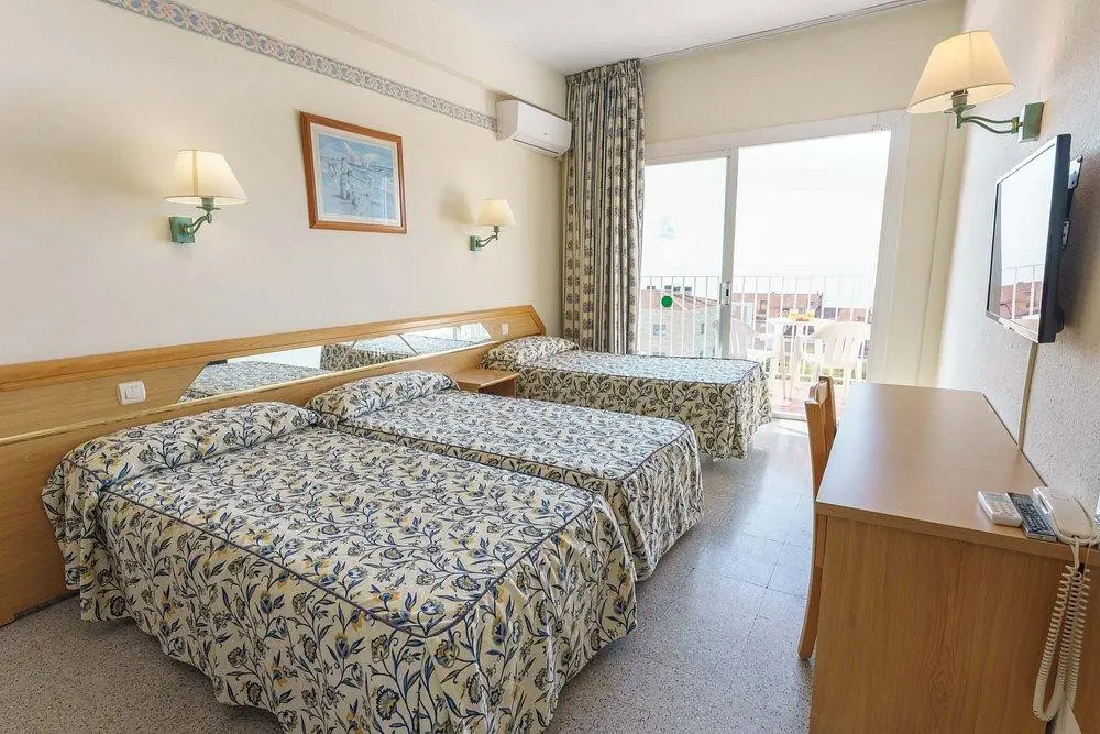 Pokój w hotelu Checkin Catalonia