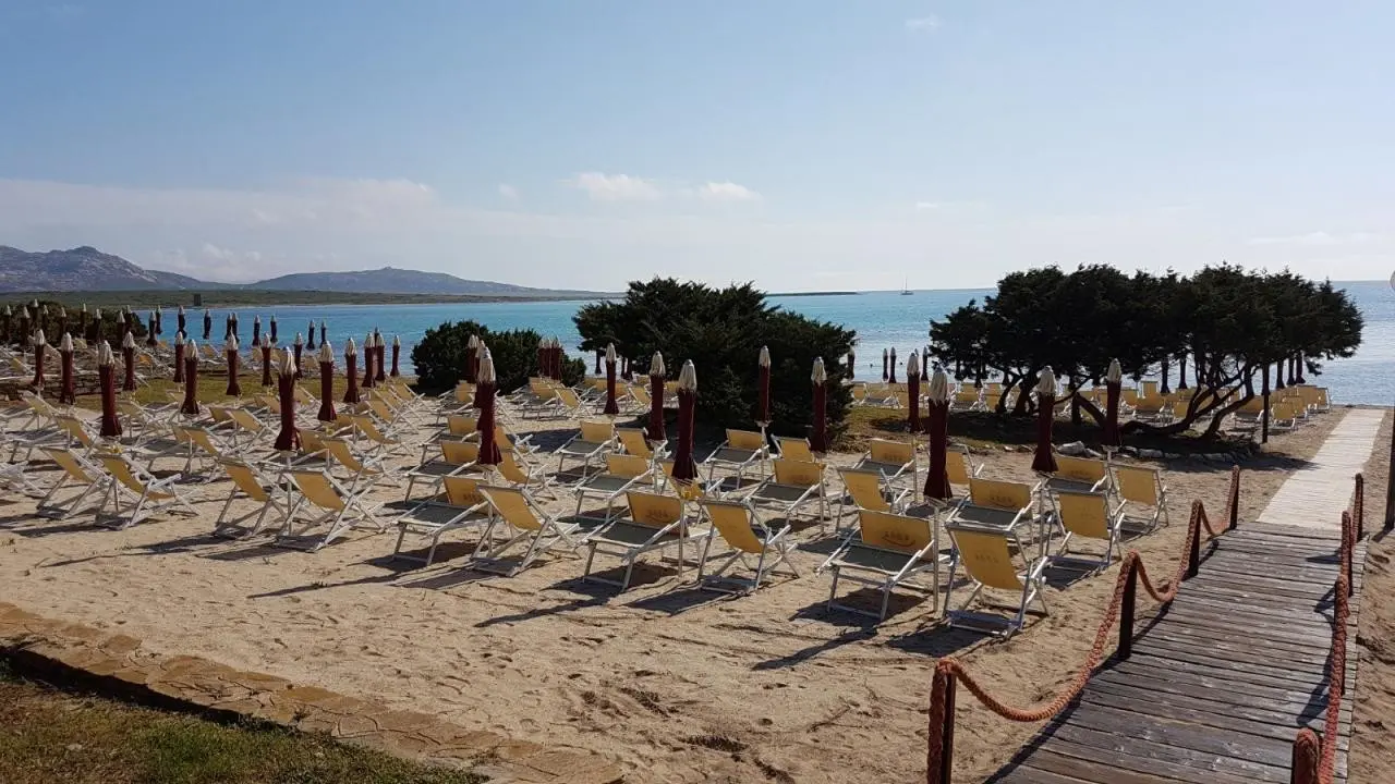 Club Esse Roccaruja — CLUB ESSE ROCCARUJA