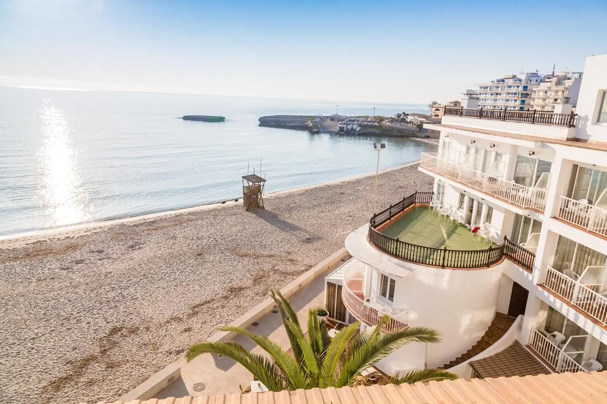Plaża przy hotelu Club SIllot