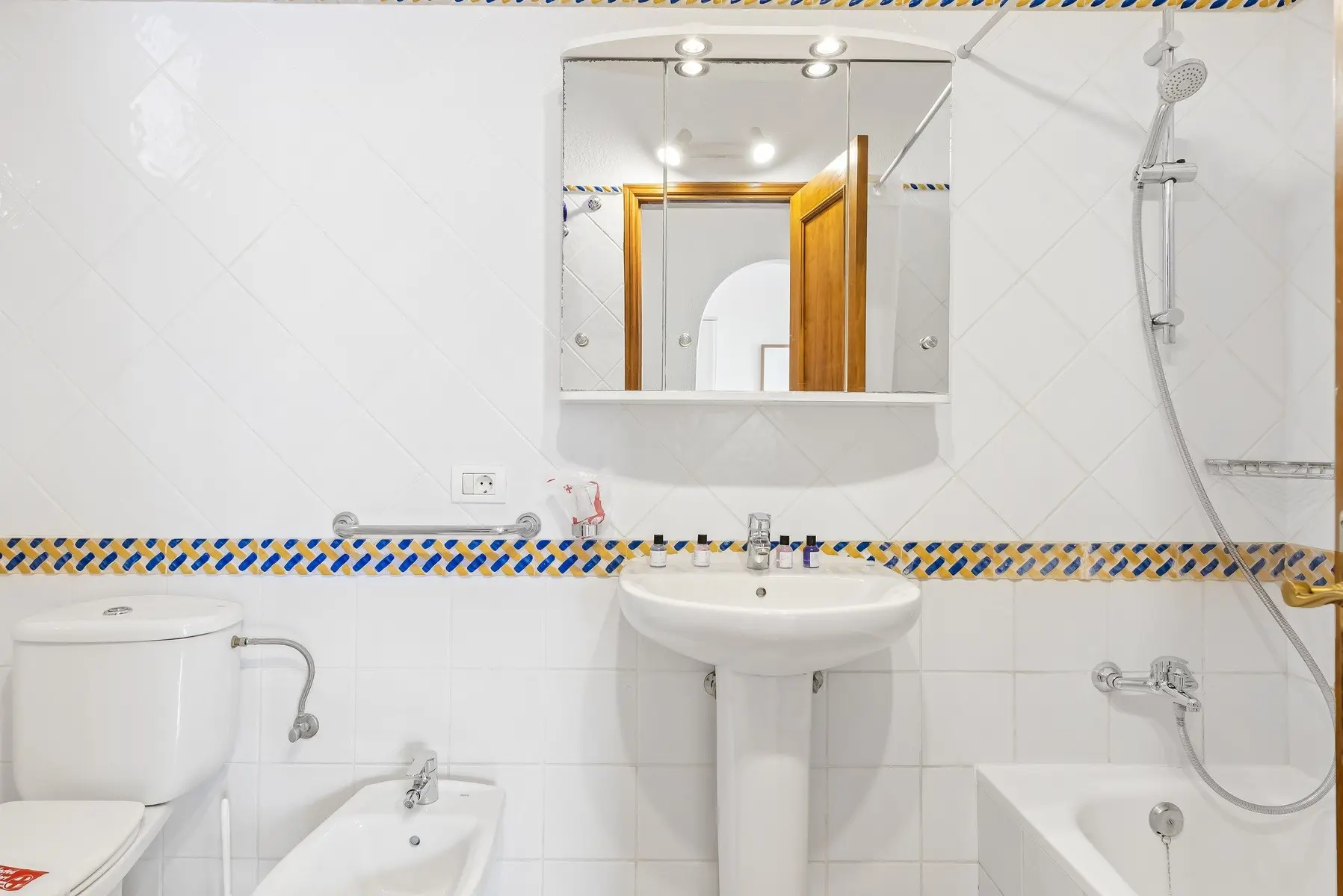 Łazienka w pokoju hotelu Club Tenerife