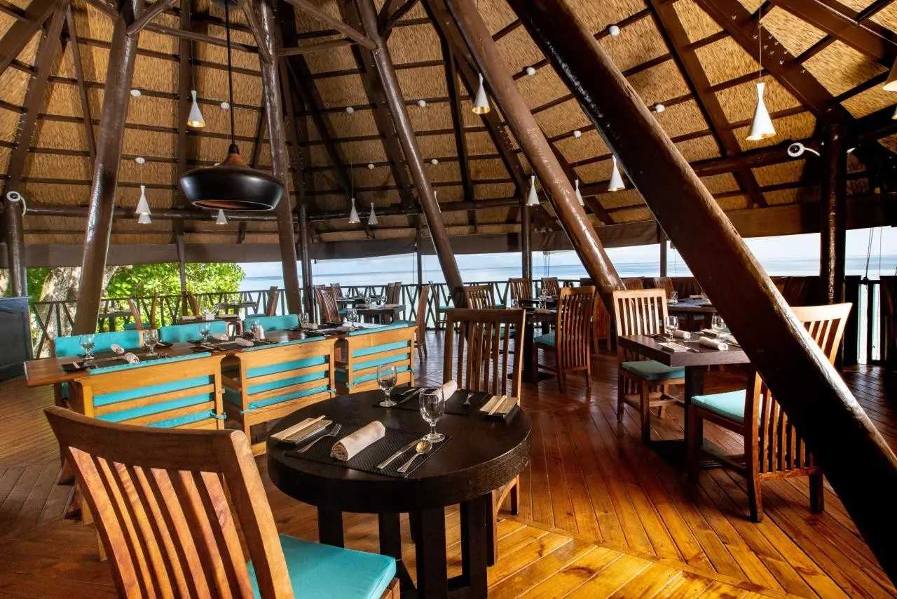 Restauracja i jedzenie w hotelu Coral Strand