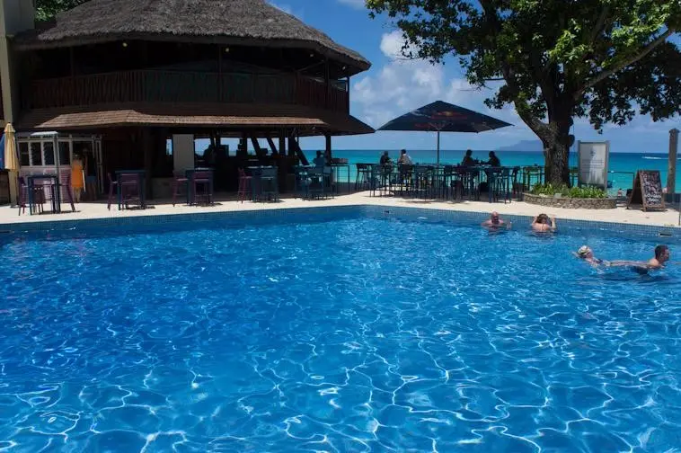 Basen w hotelu Coral Strand