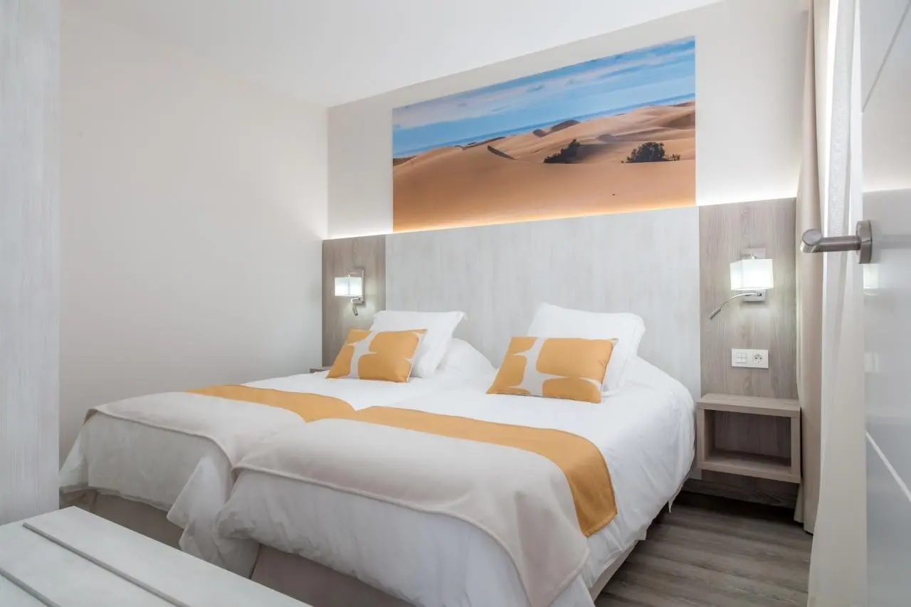 Pokój w hotelu Corona Roja Aparthotel